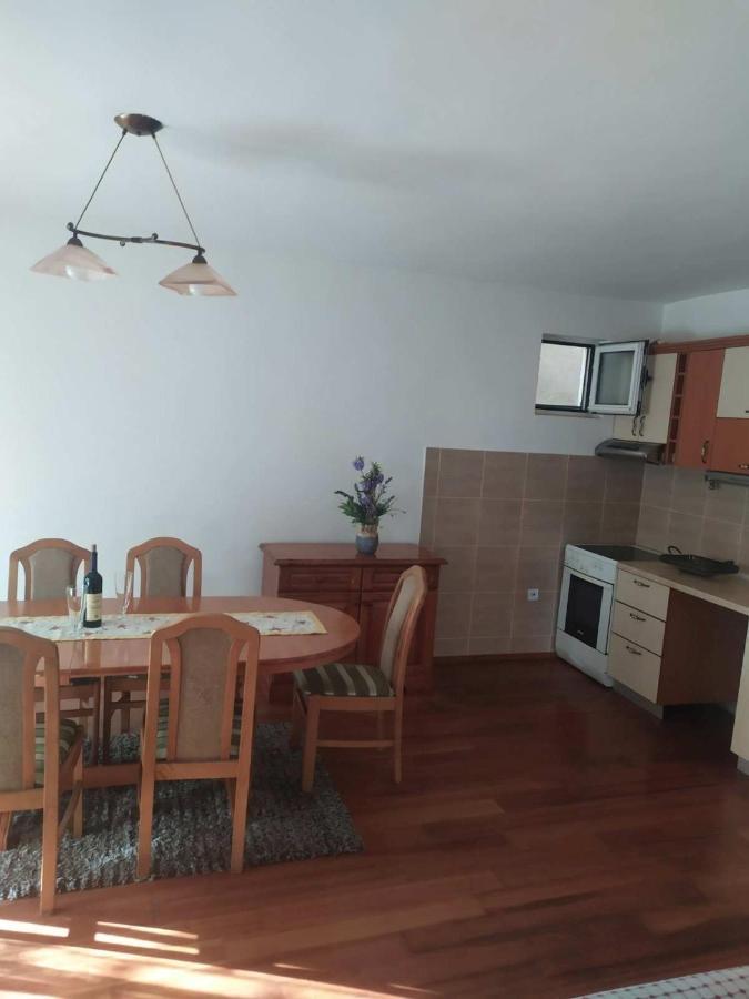 Apartman Any Бар Екстериор снимка