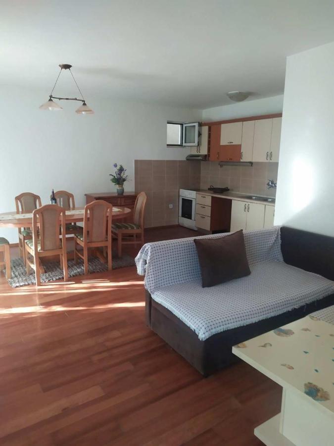 Apartman Any Бар Екстериор снимка