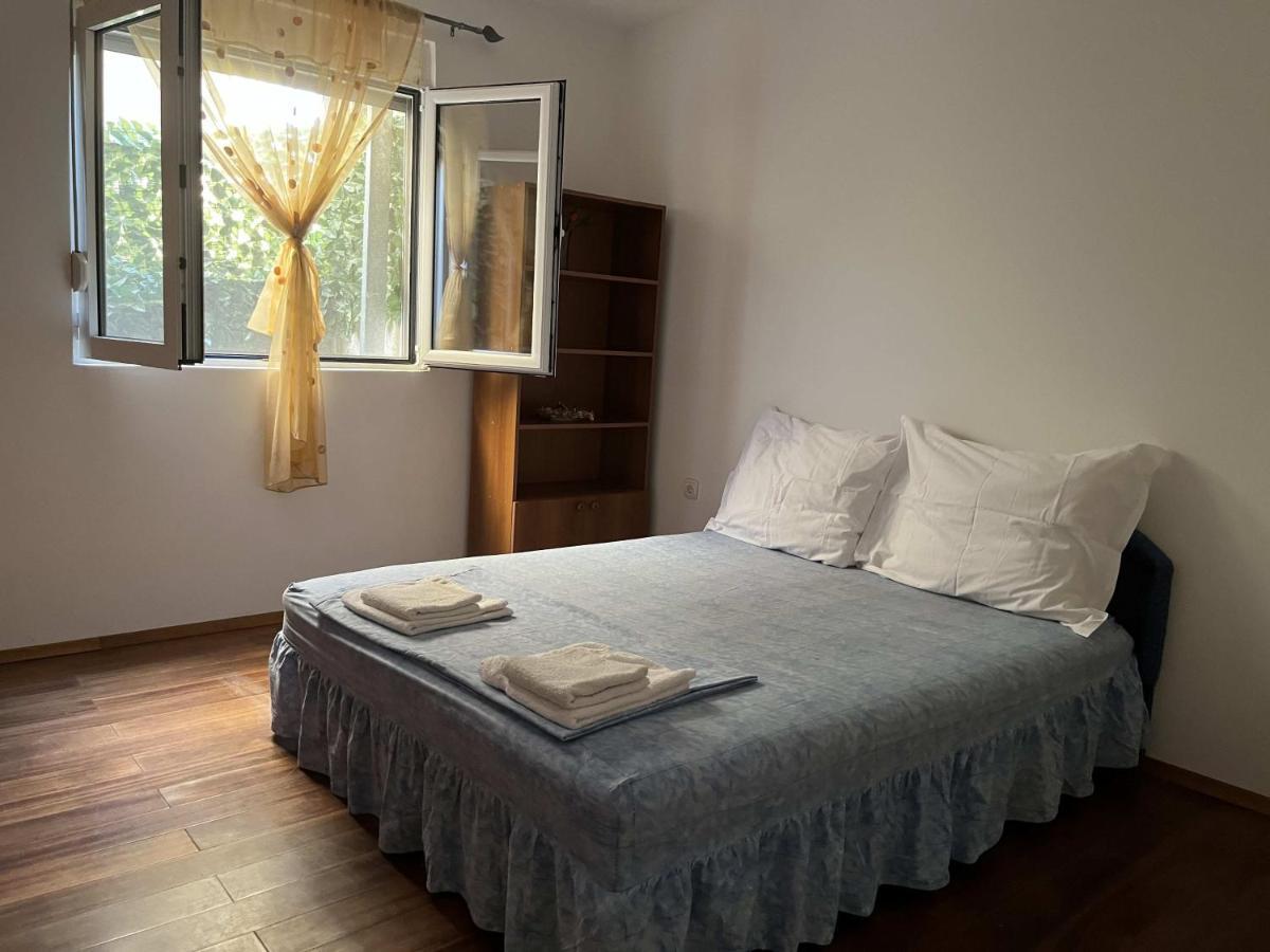 Apartman Any Бар Екстериор снимка