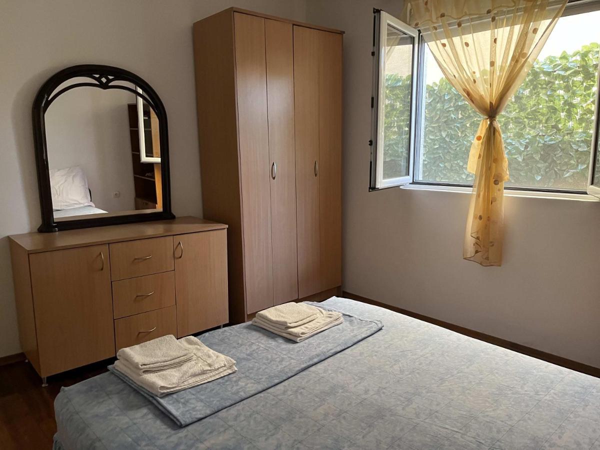 Apartman Any Бар Екстериор снимка