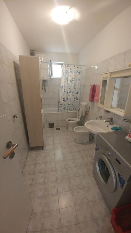 Apartman Any Бар Екстериор снимка